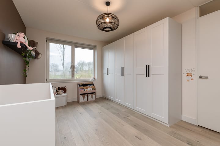 Foto 43 van Frits Zernikestraat 33