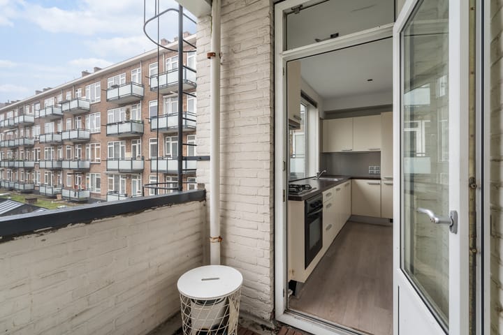 Foto 10 van Halstraat 3-C