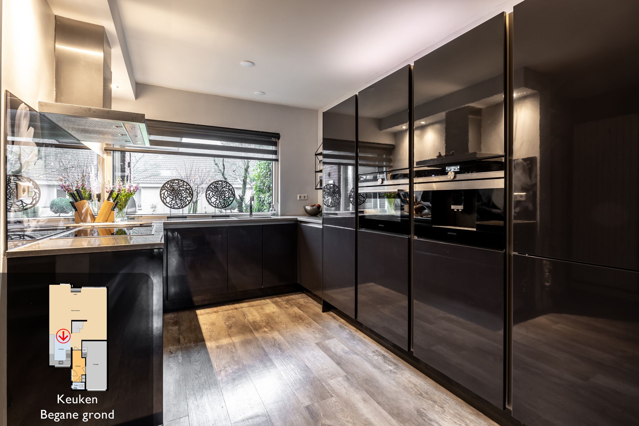 Photo 15 of Pelikaan 79