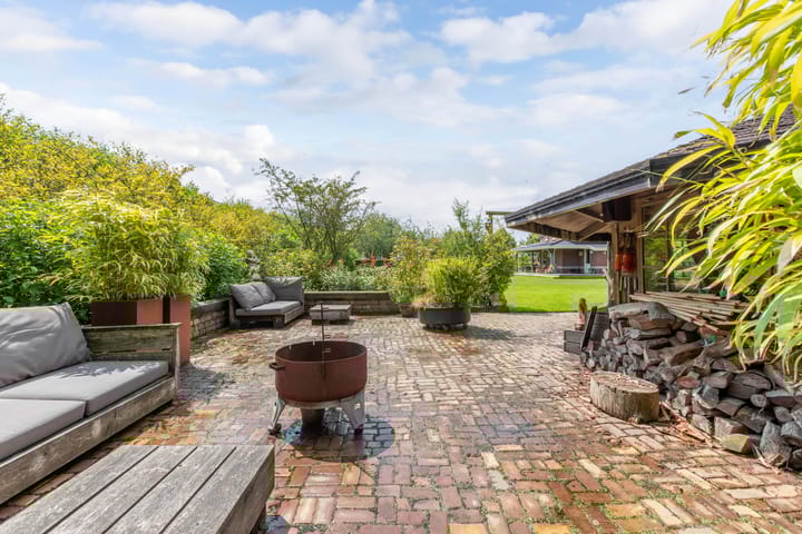 Foto 45 van Volleringweg 7