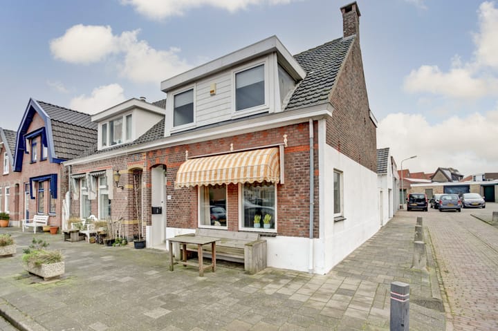 Foto 4 van Julianastraat 24