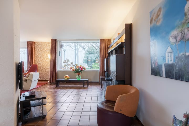 Foto 8 van Voorbeeklaan 36