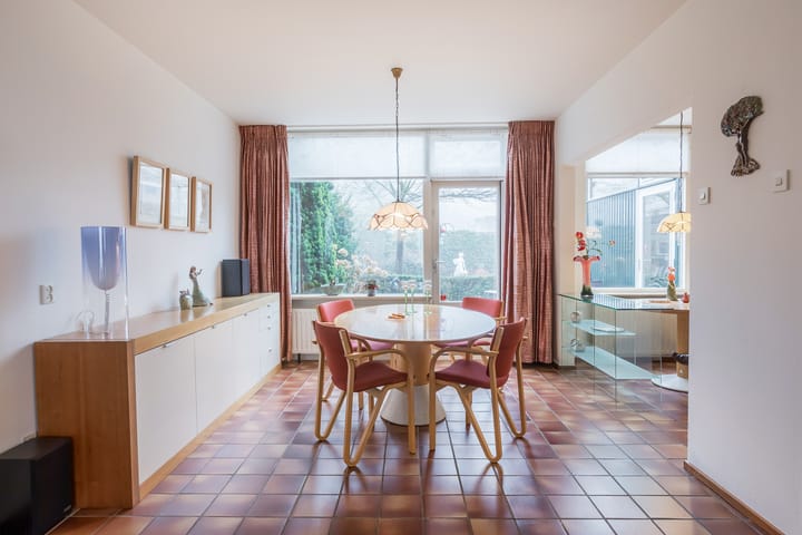 Foto 9 van Voorbeeklaan 36