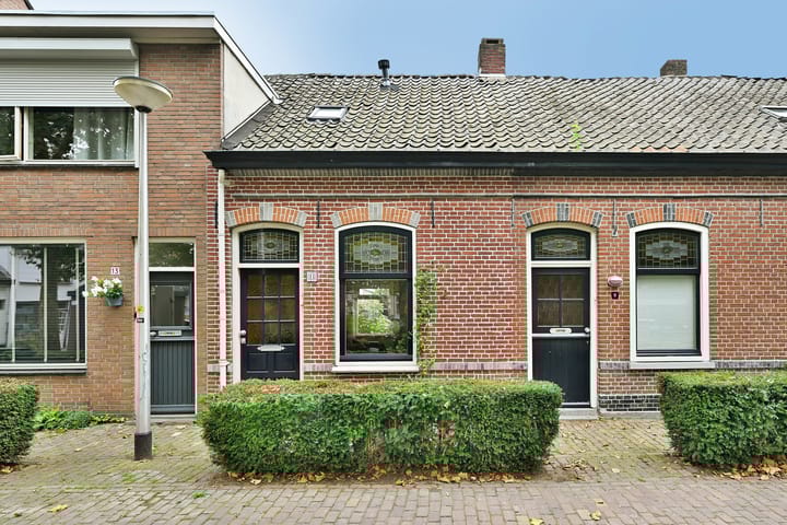 Foto 2 van Meelstraat 11