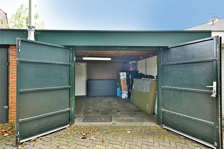 Foto 35 van Meelstraat 11