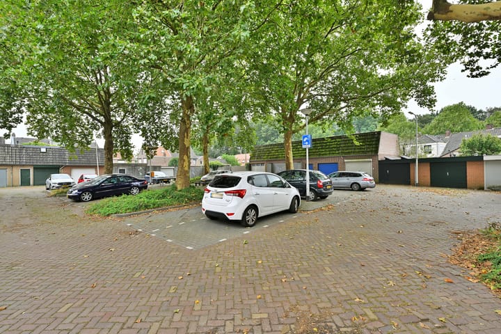 Foto 37 van Meelstraat 11