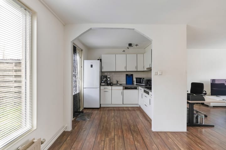 Foto 8 van Rhônestraat 162