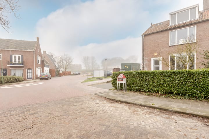 Foto 66 van Langerakkerweg 27