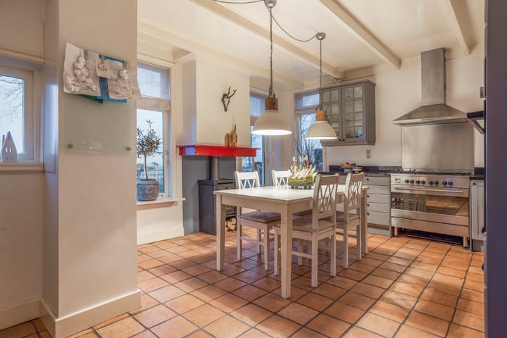 Foto 25 van Hegedyk 98