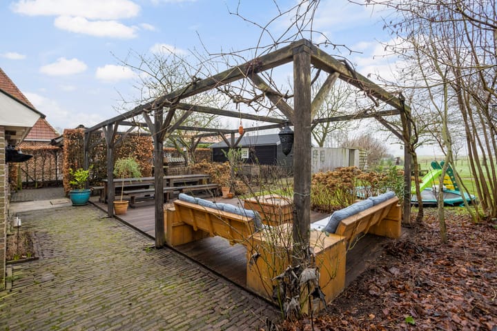 Foto 30 van Hegedyk 98