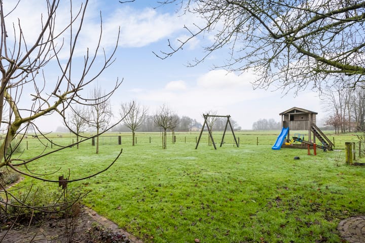 Foto 56 van Hegedyk 98