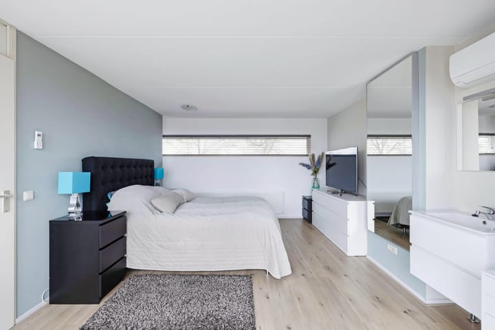 Photo 38 of Cannenburch 26