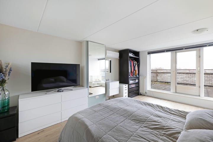 Photo 39 of Cannenburch 26