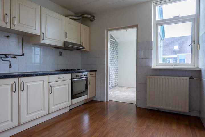 Foto 11 van Hanso Mollstraat 4