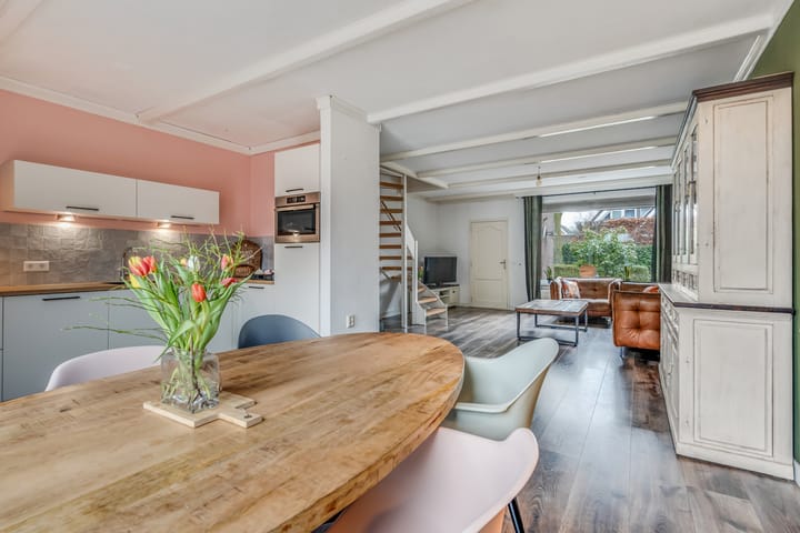 Foto 19 van Prins Bernhardstraat 11