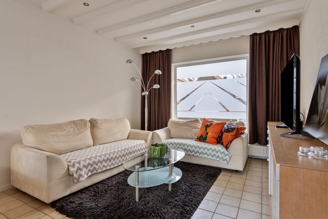 Foto 11 van Outshoornstraat 1