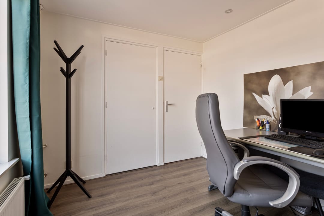 Foto 28 van Outshoornstraat 1