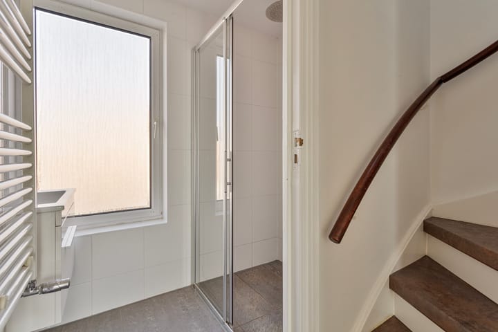 Foto 33 van Outshoornstraat 1