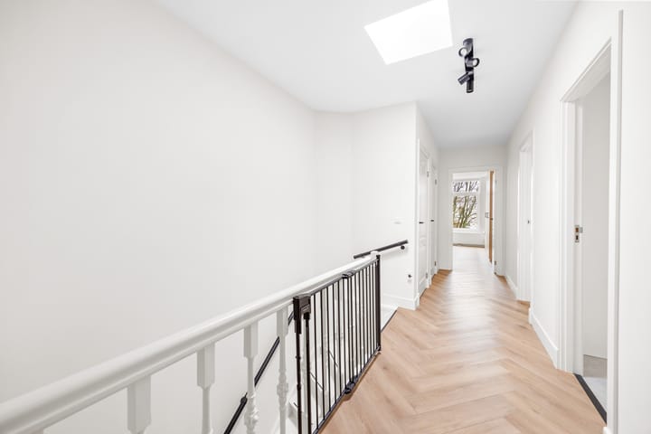 Foto 44 van Leeuwendaallaan 3