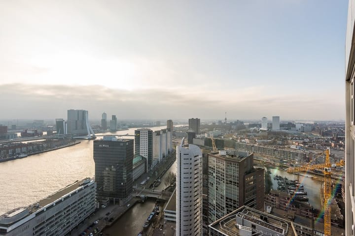 Photo 32 of Wijnbrugstraat 345