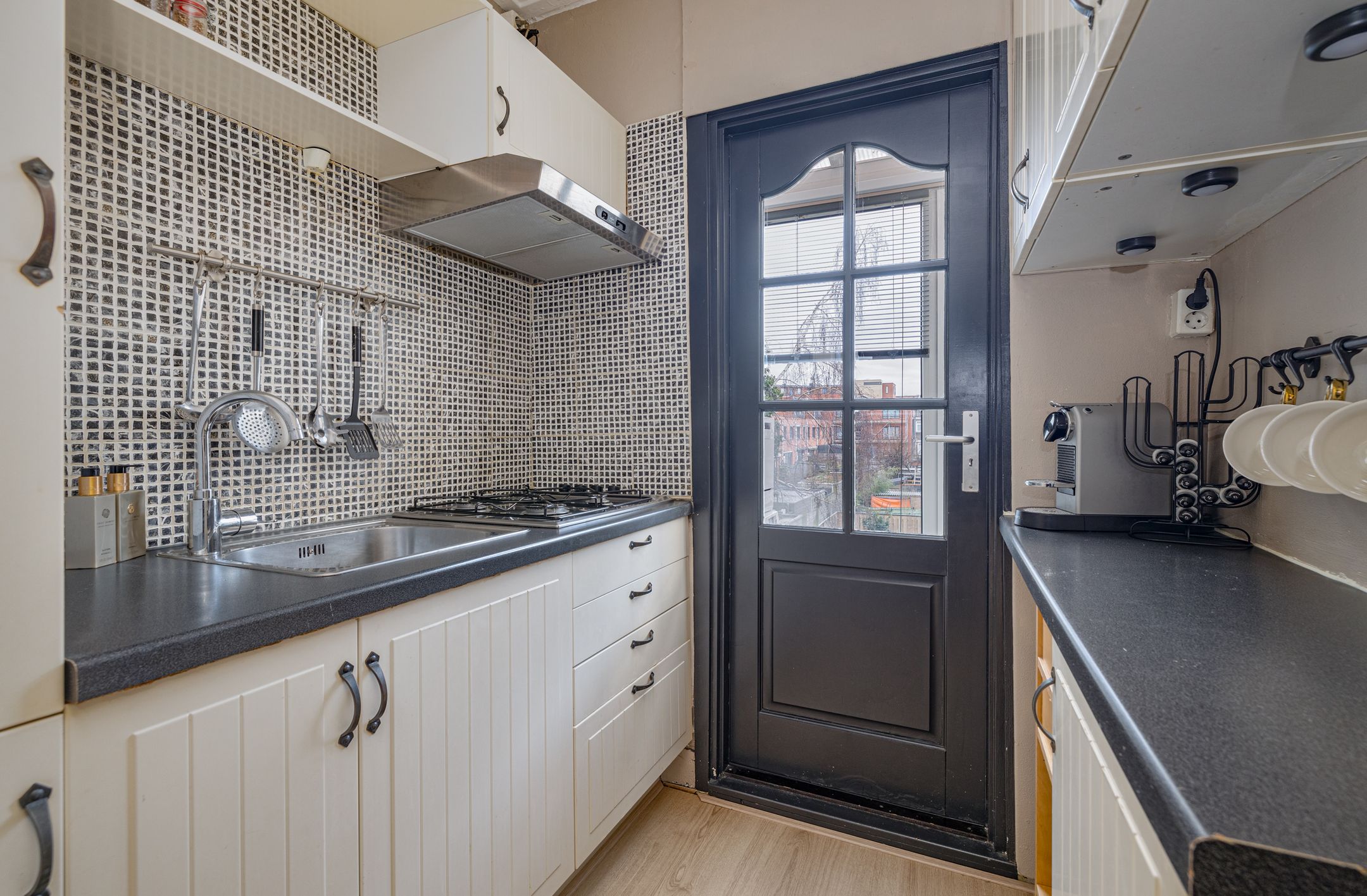 Photo 6 of Swammerdamsingel 19-B