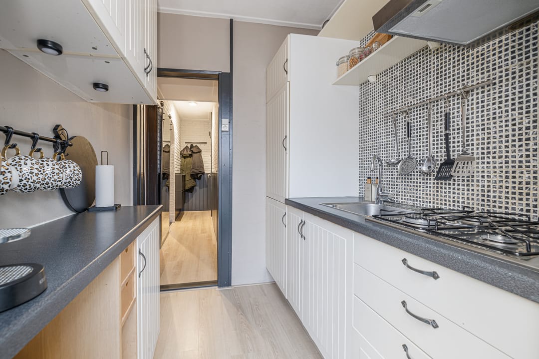 Photo 7 of Swammerdamsingel 19-B