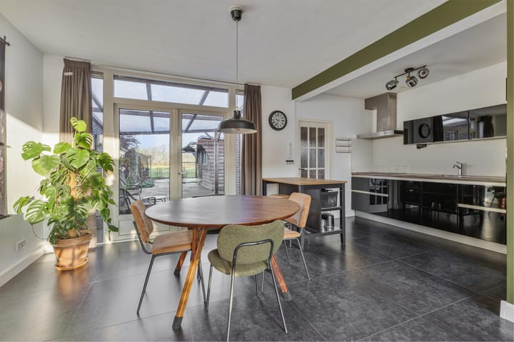 Foto 12 van Breukenweg 37