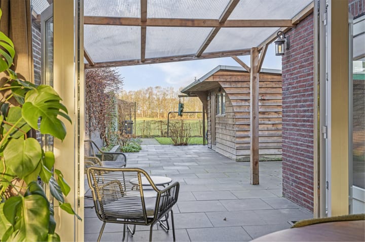 Foto 16 van Breukenweg 37