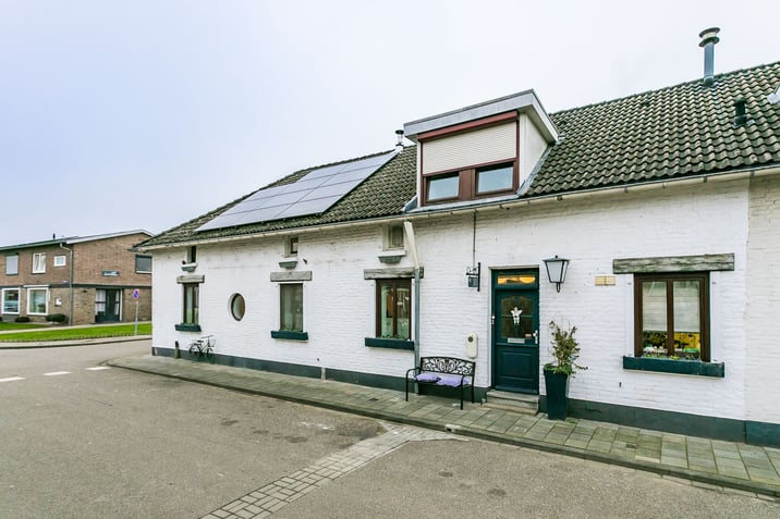 Broekstraat 42 main image
