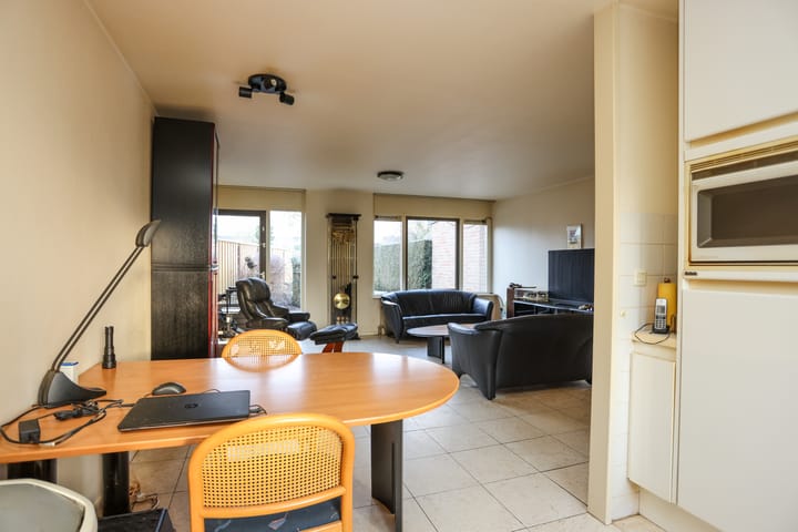 Foto 11 van Mondriaanlaan 18