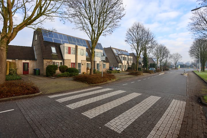 Foto 25 van Mondriaanlaan 18