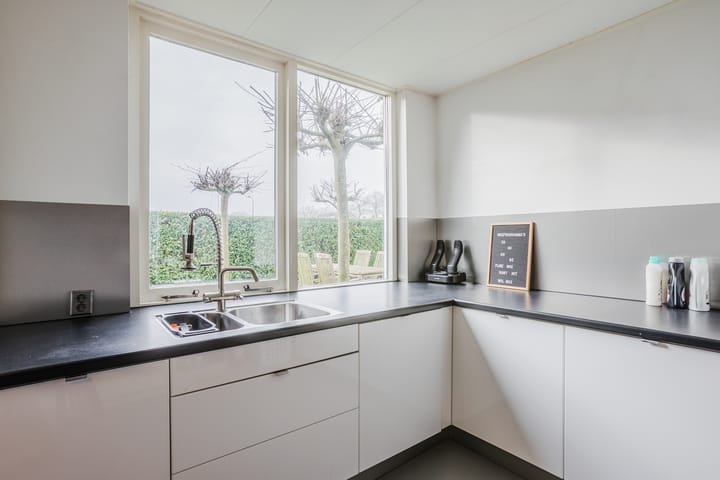 Foto 18 van Burgemeester Brouwerstraat 23