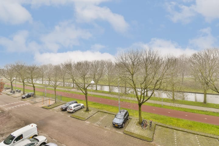 Foto 3 van Bernard Shawsingel 368