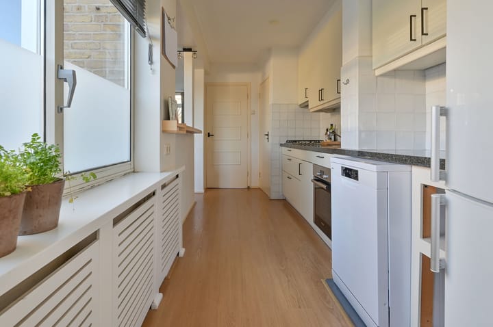 Foto 8 van van Hogendorplaan 15