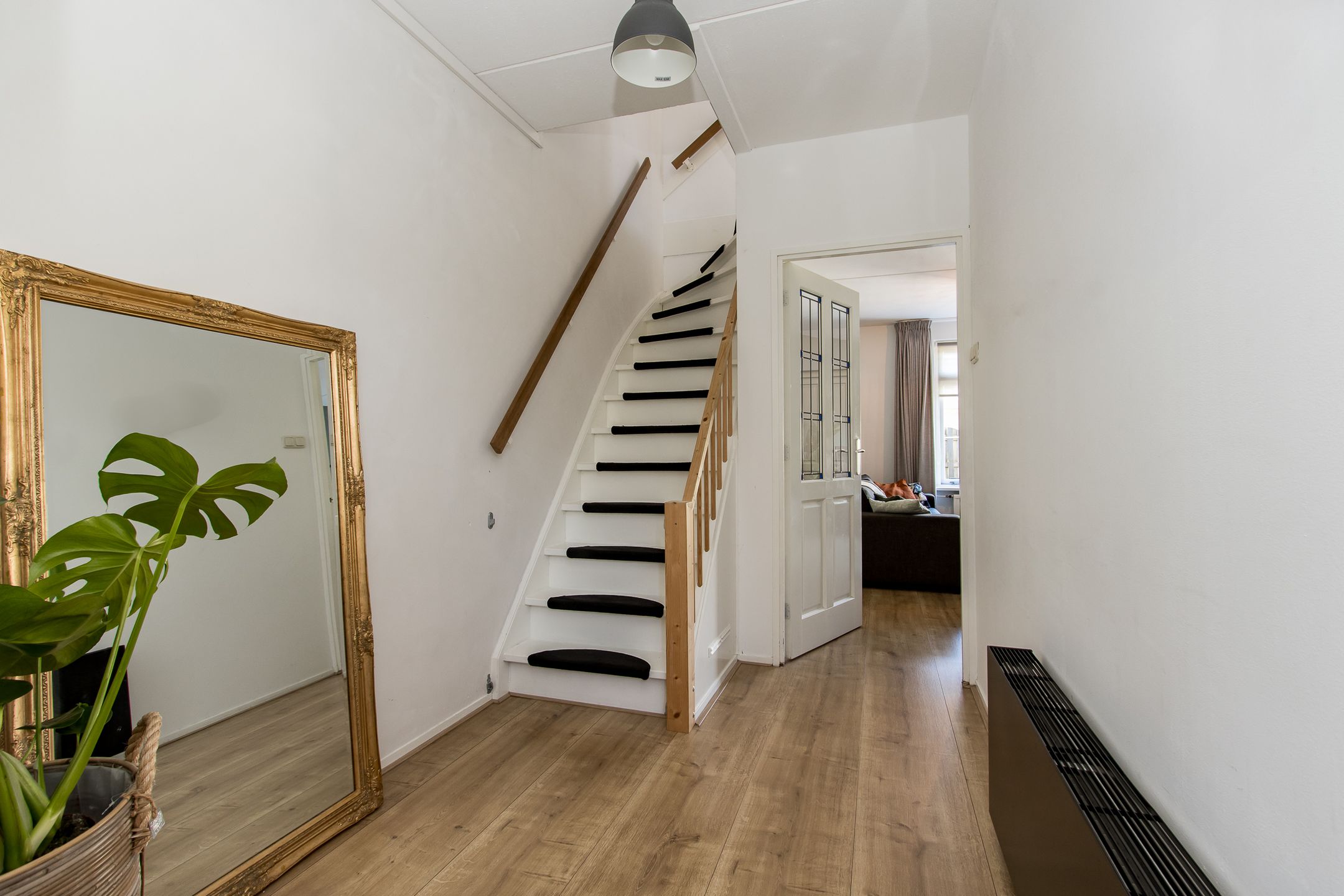 Foto 6 van Den Hoef 14