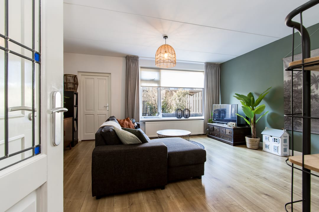 Foto 8 van Den Hoef 14