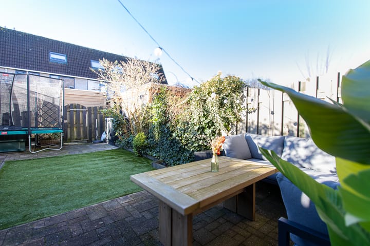 Foto 41 van Den Hoef 14