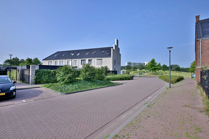 Foto 45 van Harm Kolthekstraat 7