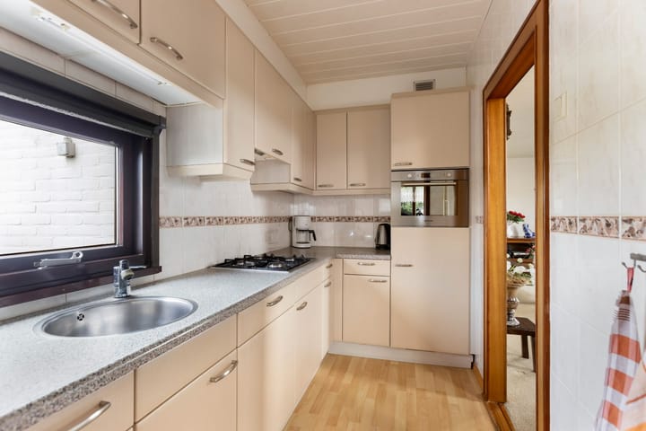 Foto 9 van Molenpolderse Zeedijk 4