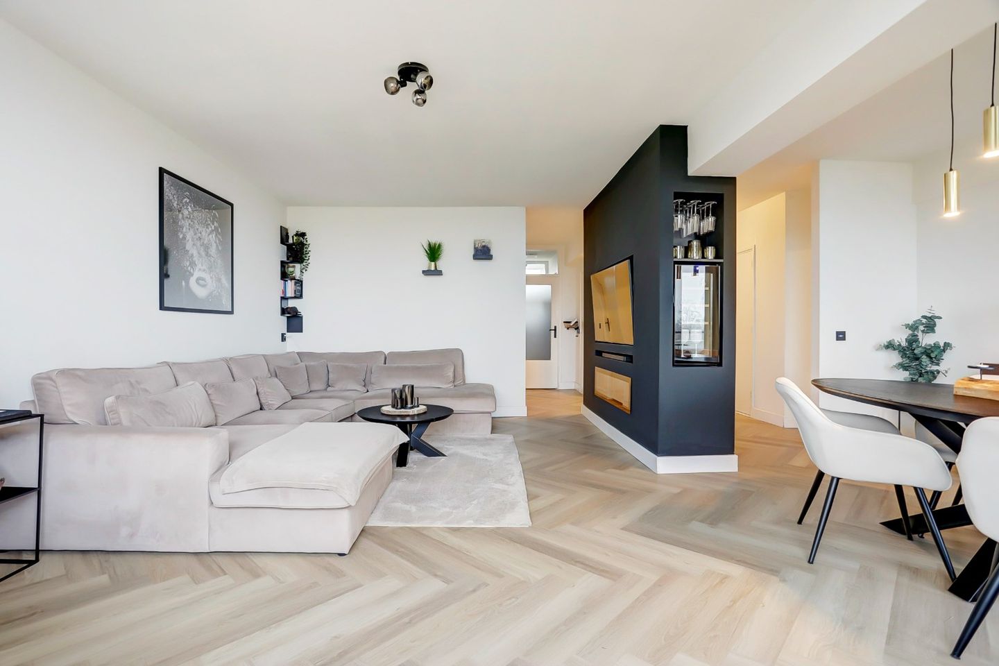 Foto 1 van Cordell Hullplaats 361