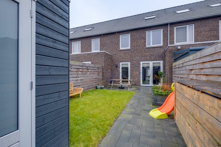 Foto 37 van J.H. Pannekoekpad 19