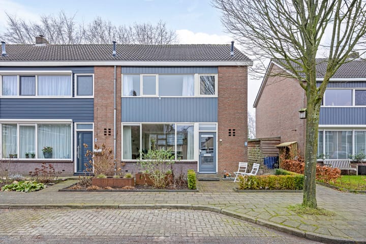 Foto 2 van Merelstraat 11