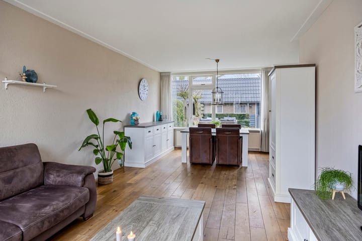 Foto 8 van Merelstraat 11