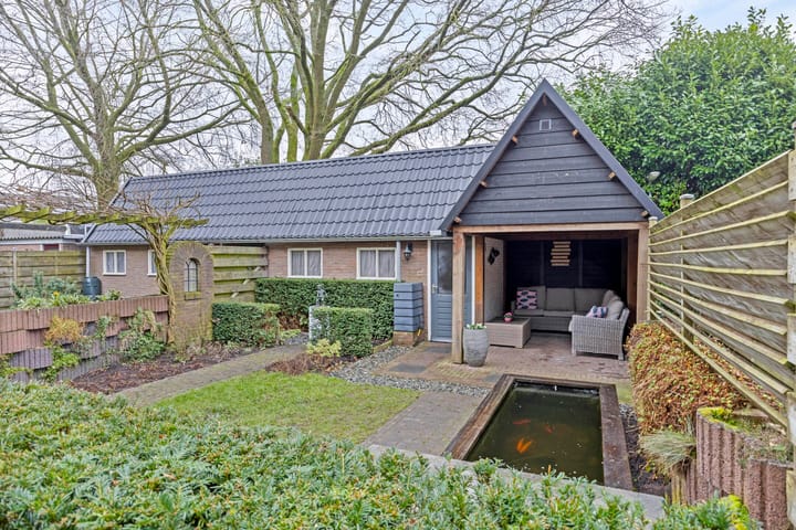 Foto 36 van Merelstraat 11