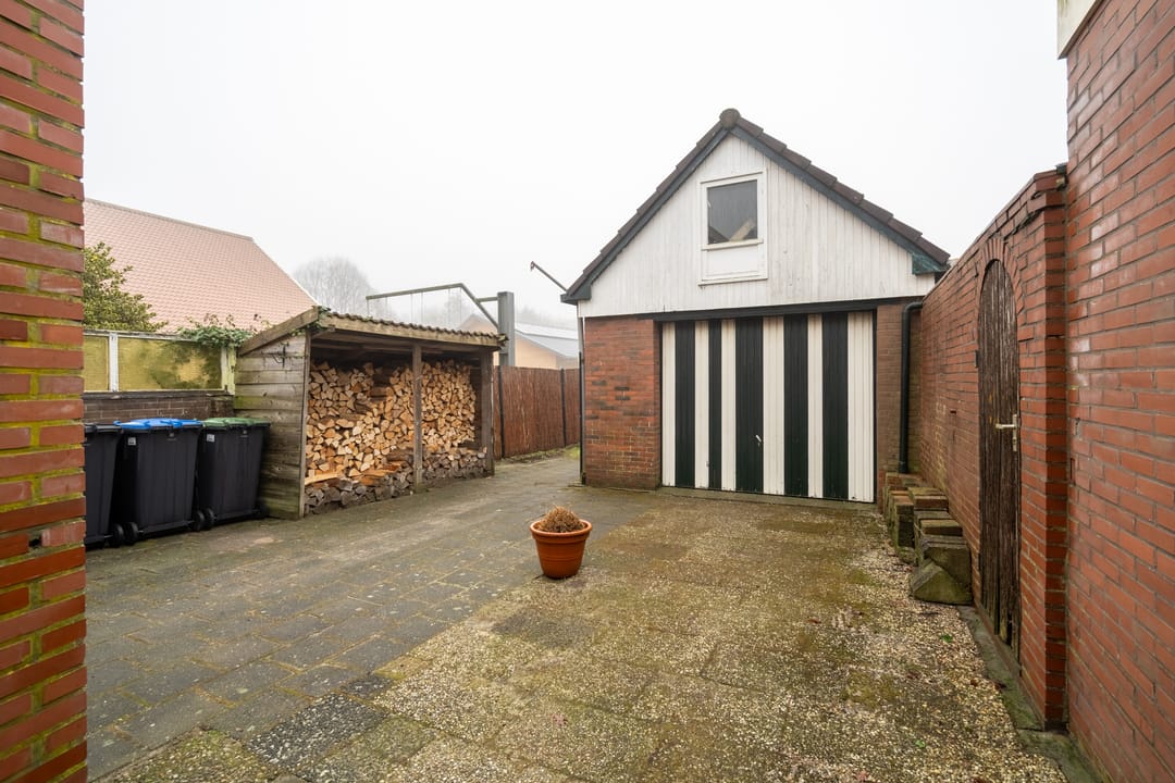 Photo 26 of Ds. Sicco Tjadenstraat C 72