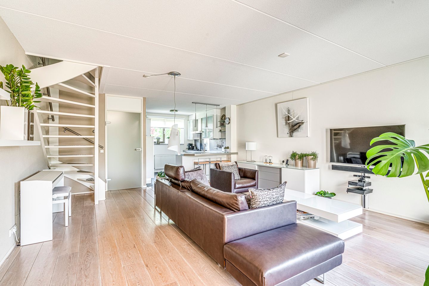 Foto 10 van Bilderdammerweg 2-B