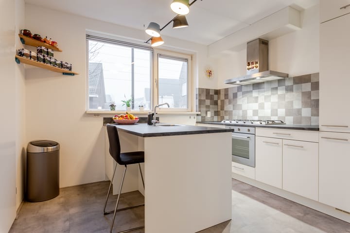 Foto 3 van Frits Zernikeplein 7