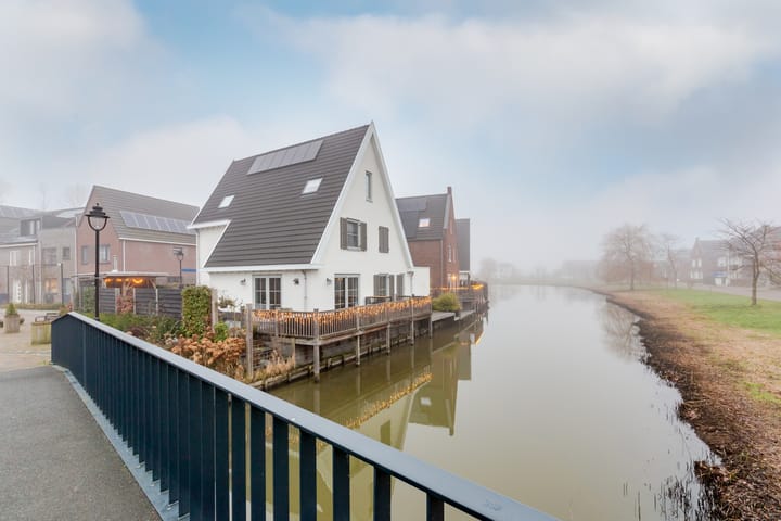 Foto 34 van Frits Zernikeplein 7