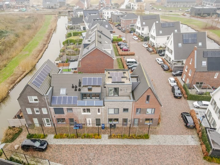 Foto 37 van Frits Zernikeplein 7