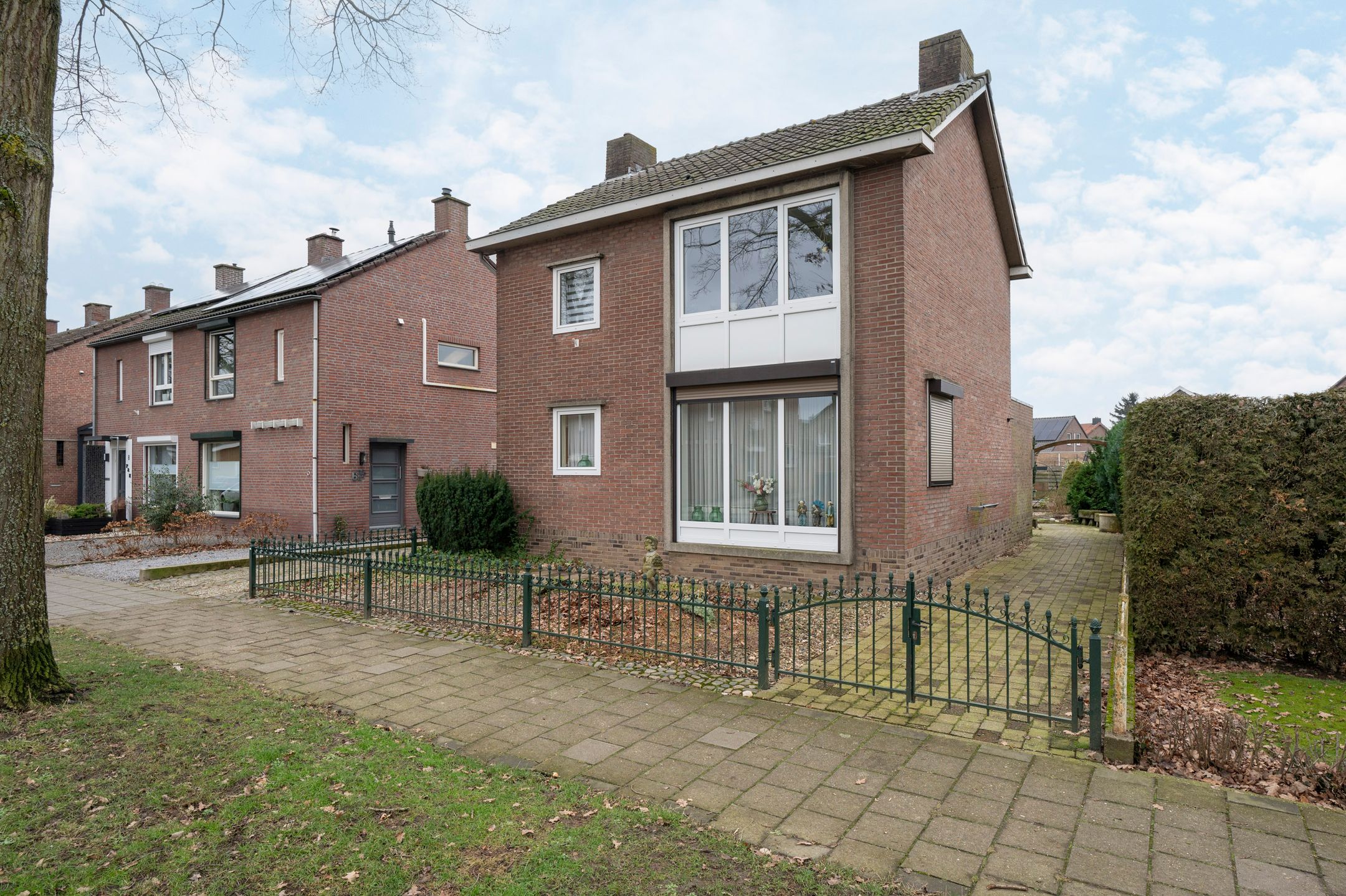 Foto 3 van Beneluxlaan 4